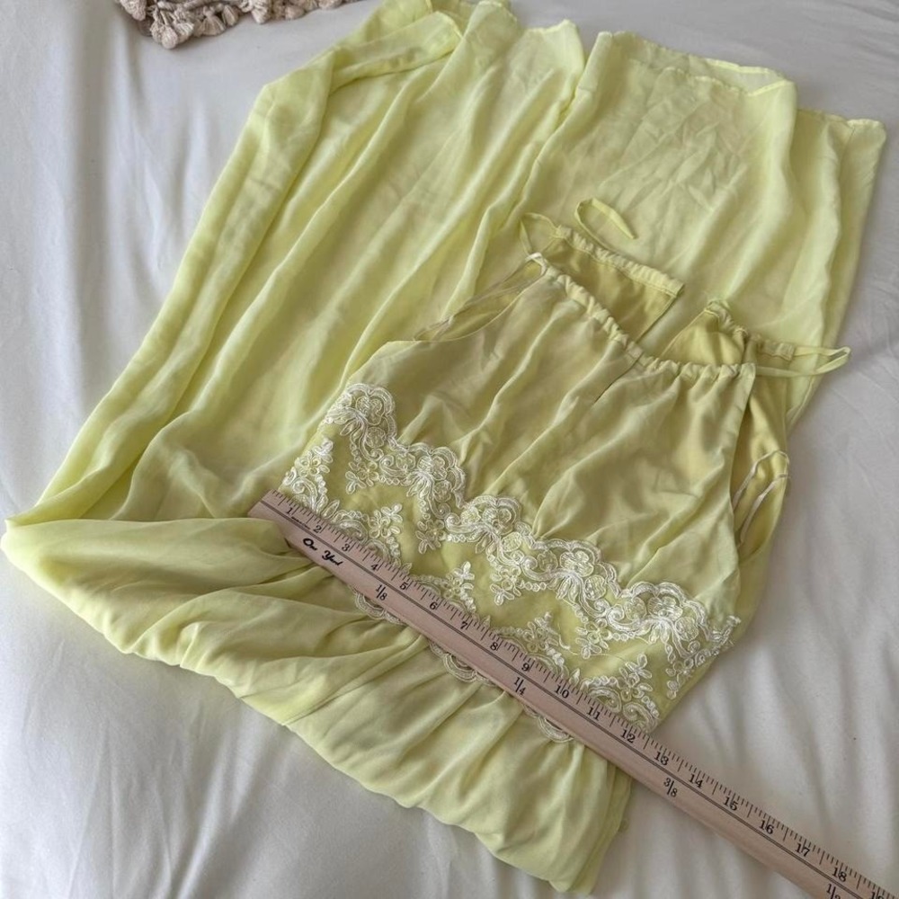 70s yellow‎ lace maxi dress - Picture 4 of 5